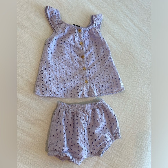 7 For All Mankind set - Picture 2 of 5